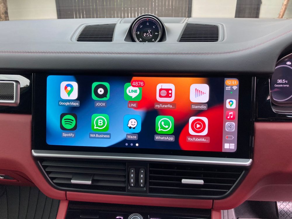 Porsche apple carplay fullscreen
