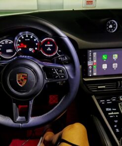 full screen poresche carplay
  pcm5
