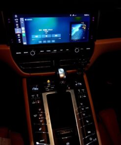 full screen poresche carplay
  pcm5