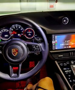 full screen poresche carplay
  pcm5